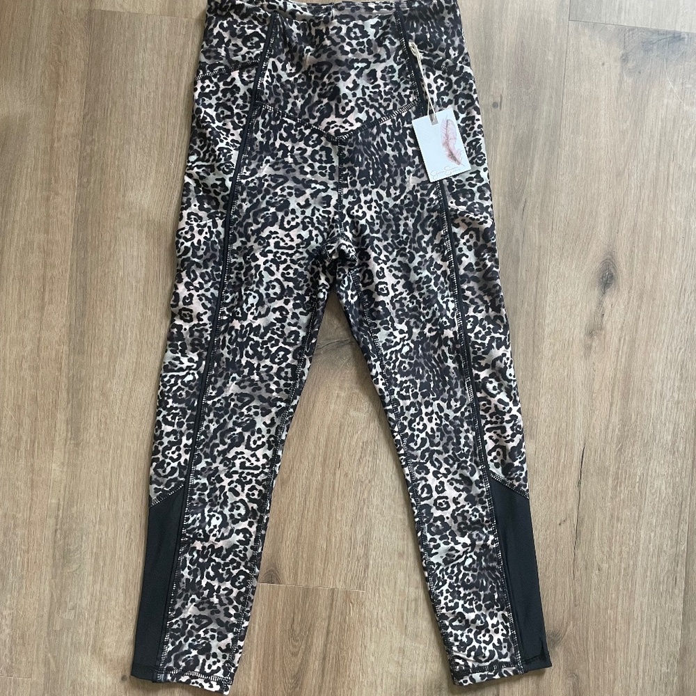 Jessica Simpson leggings, NWT